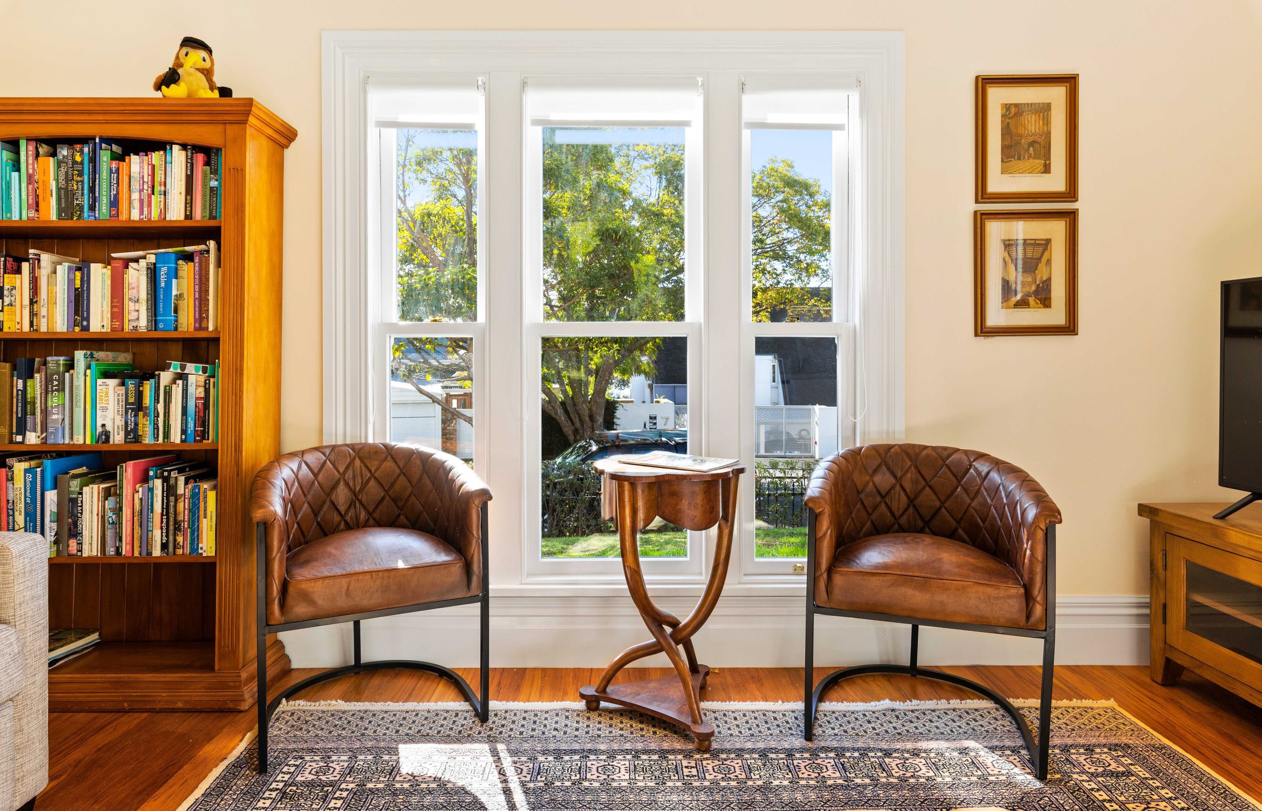 Less than 3MB- 10 London St-12