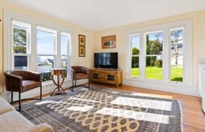 Less than 3MB- 10 London St-13