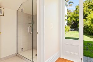 Less than 3MB- 10 London St-19