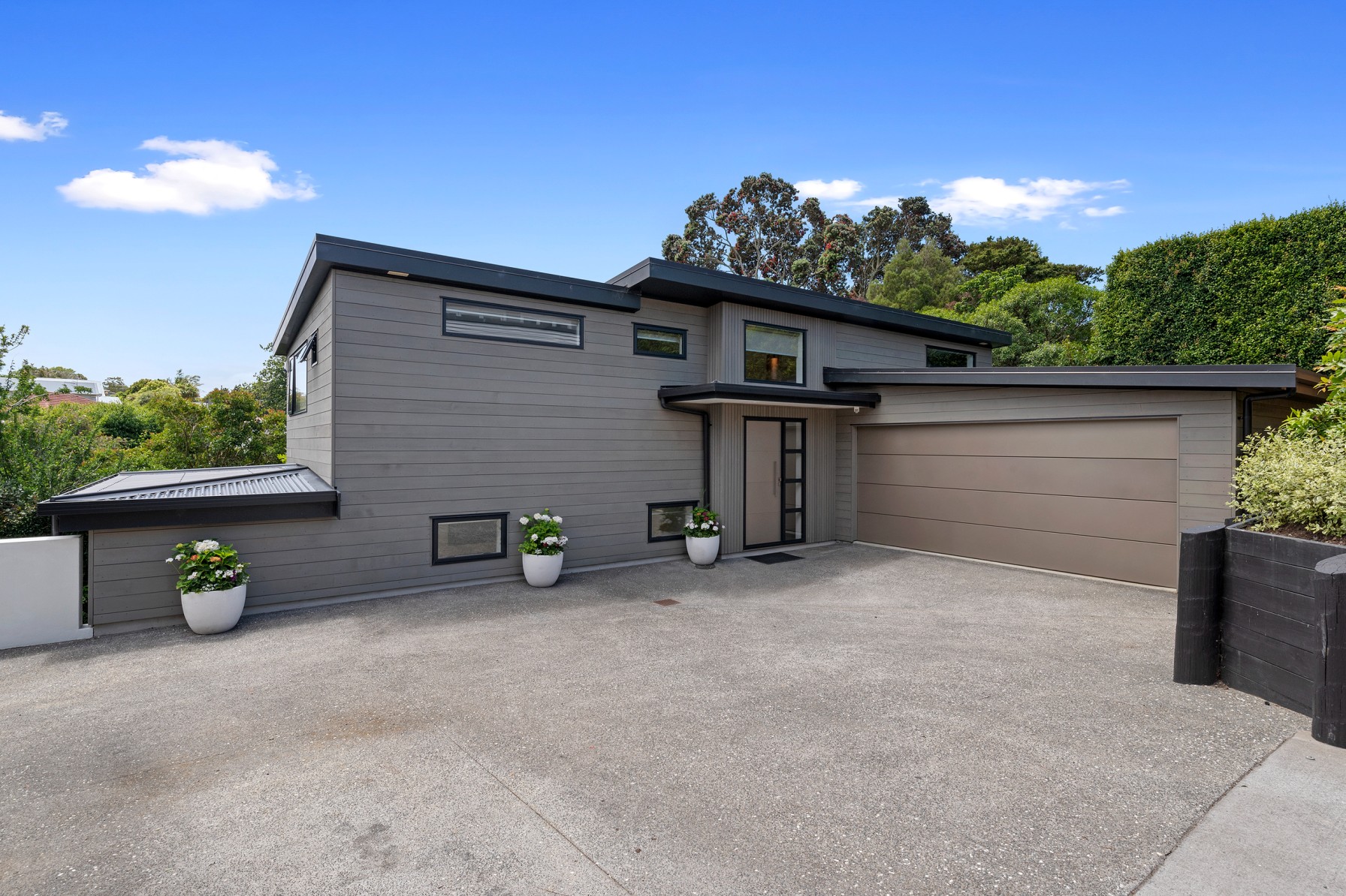 038_Open2view_ID498129-39_Regent_Street (1)