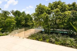 Less than 3MB 46 Polygon Rd12