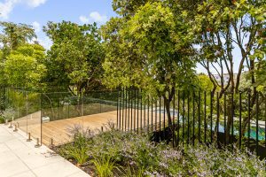 Less than 3MB 46 Polygon Rd13